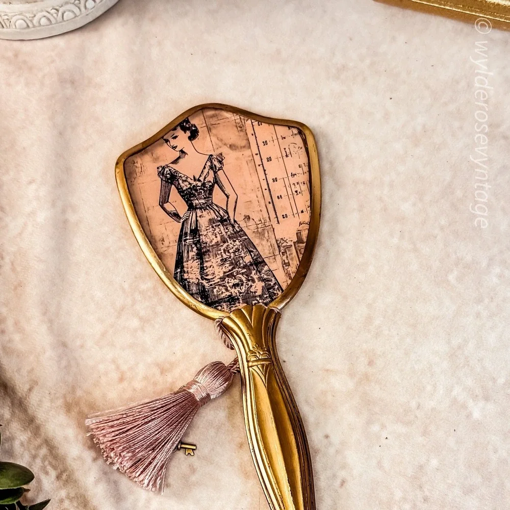 Upcycled Vanity Brush‎